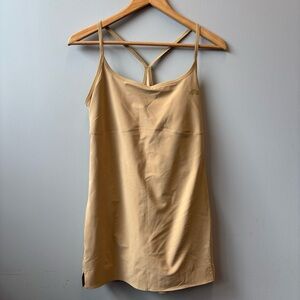 The north face arque Dress Tan Medium Tennis Pickleball